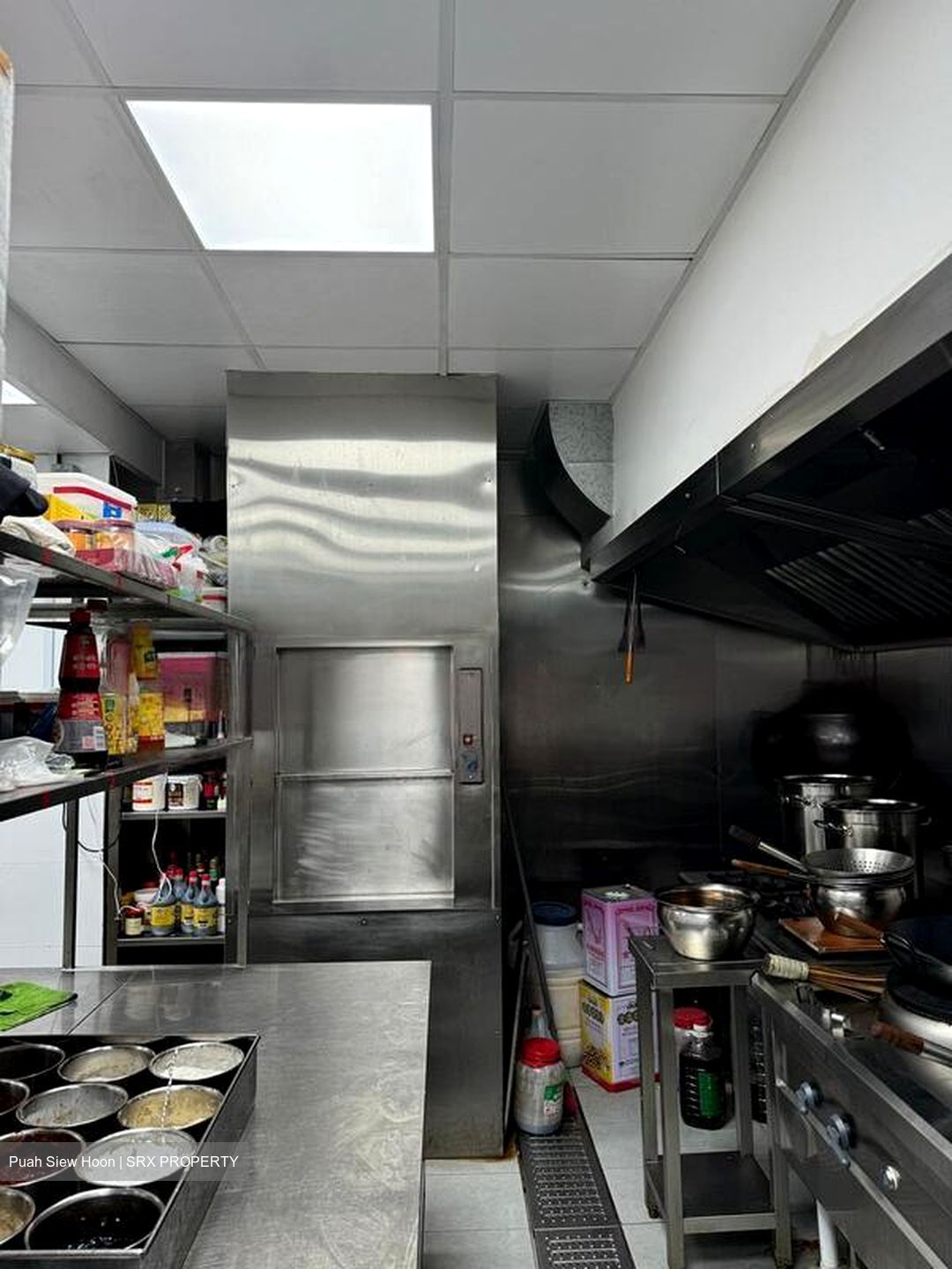 Upper Pickering Street (D1), Retail #451138051
